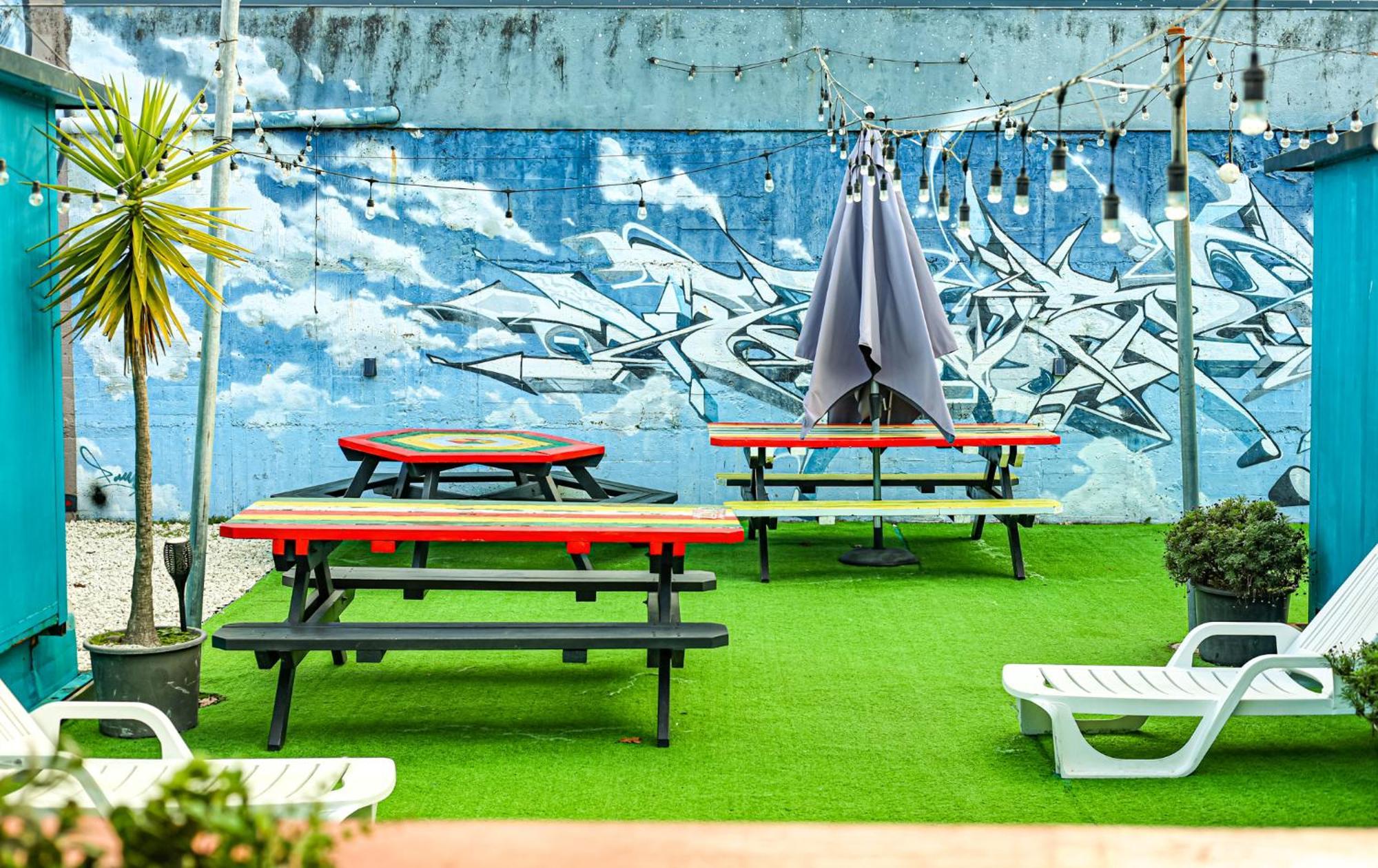 Crashpalace Backpackers Роторуа Екстер'єр фото