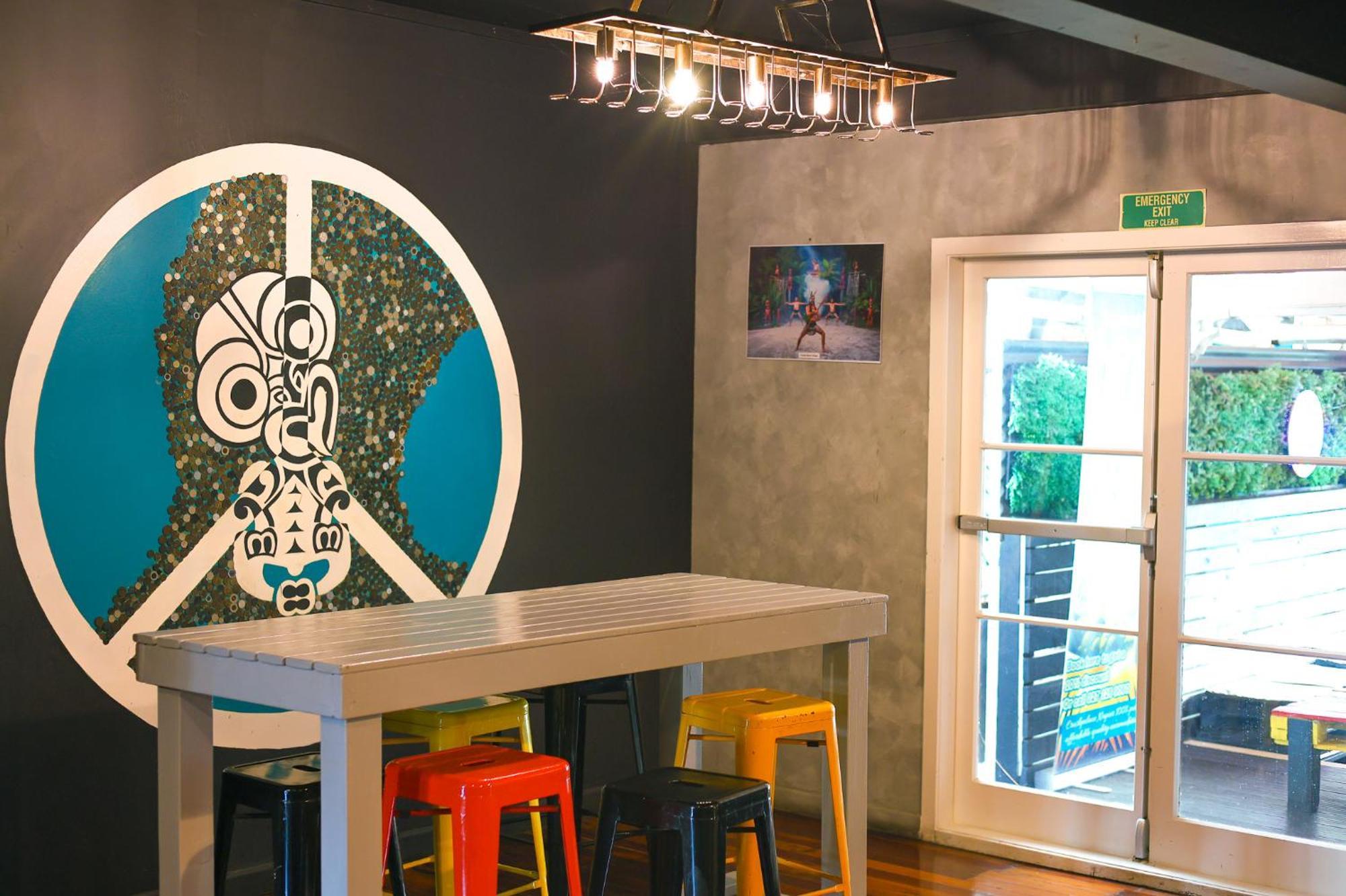 Crashpalace Backpackers Роторуа Екстер'єр фото