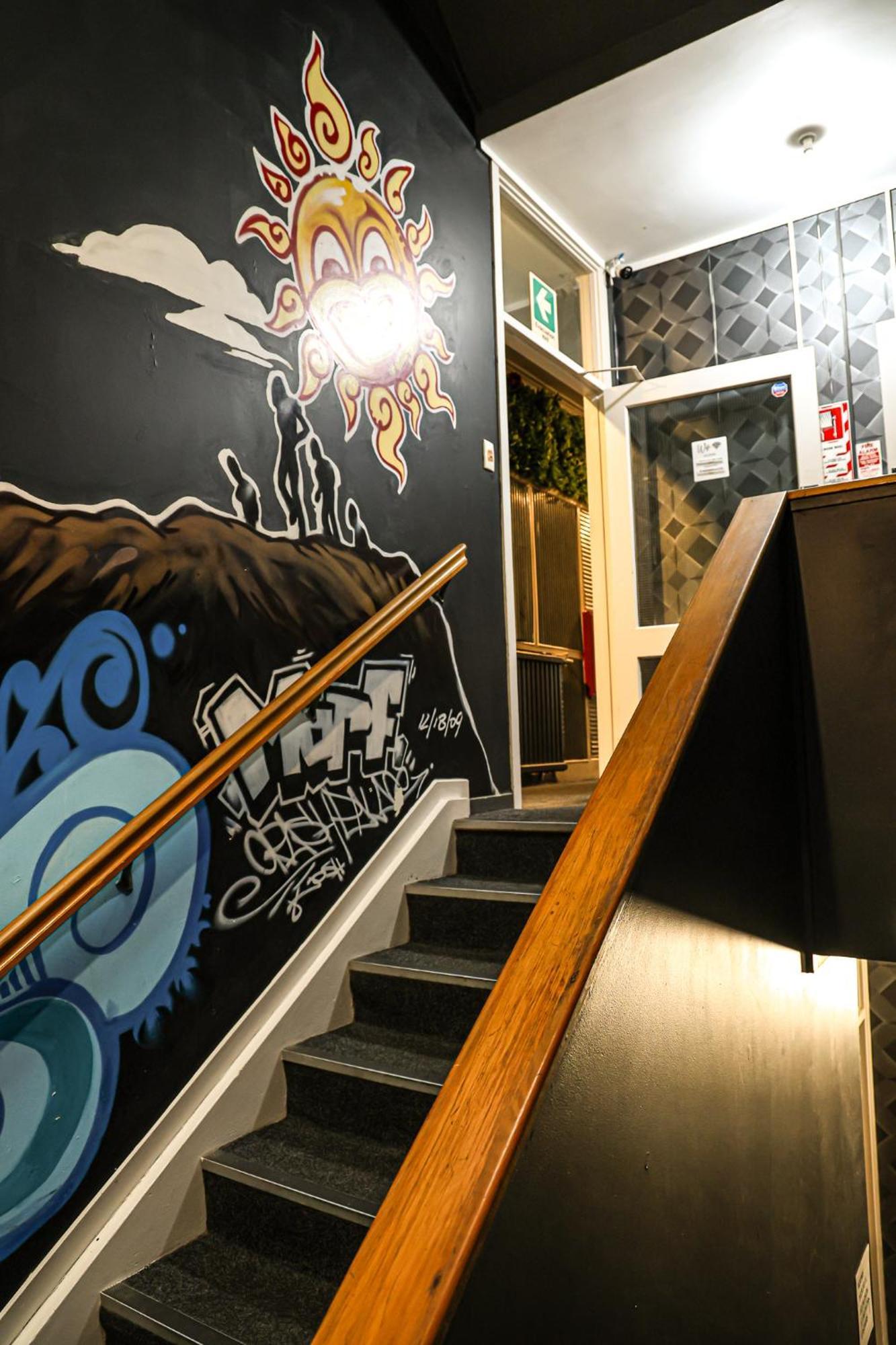 Crashpalace Backpackers Роторуа Екстер'єр фото