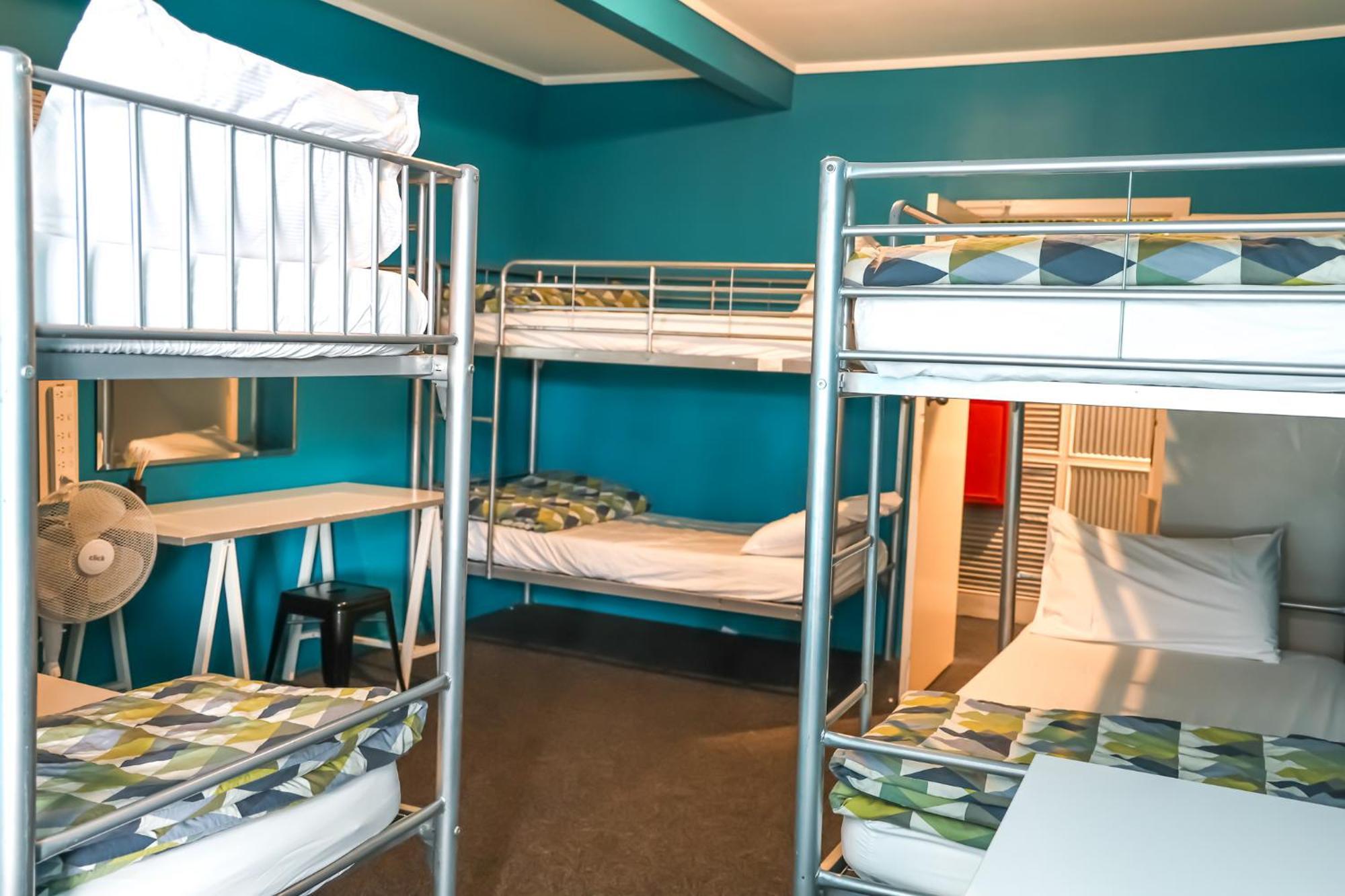 Crashpalace Backpackers Роторуа Екстер'єр фото