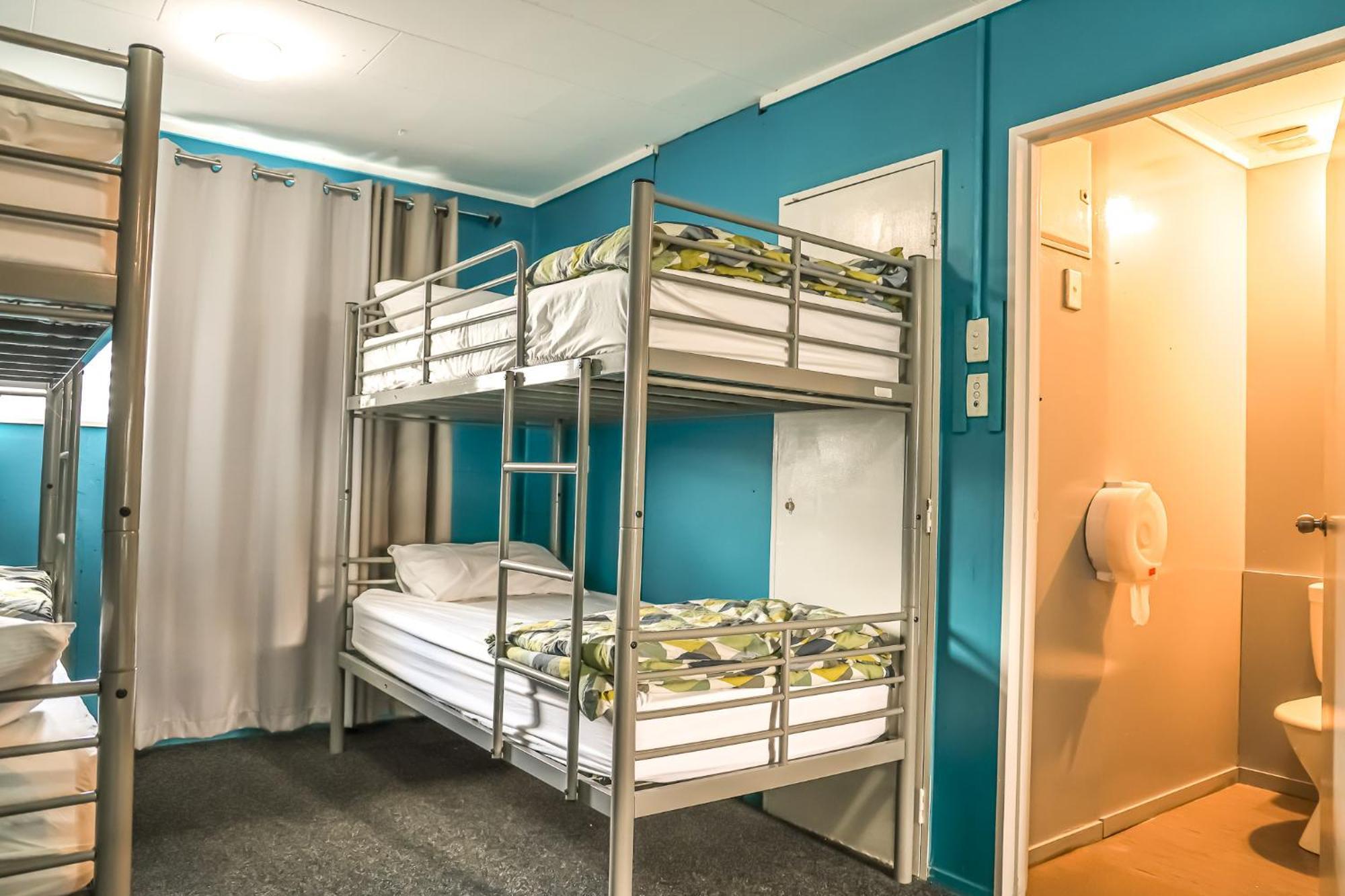 Crashpalace Backpackers Роторуа Екстер'єр фото